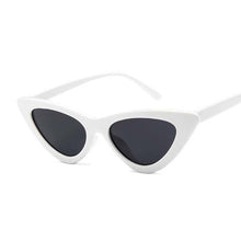 Load image into Gallery viewer, Vintage Style Cateye Sunglasses
