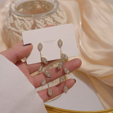 Load image into Gallery viewer, Luxury Leaves Earring Set
